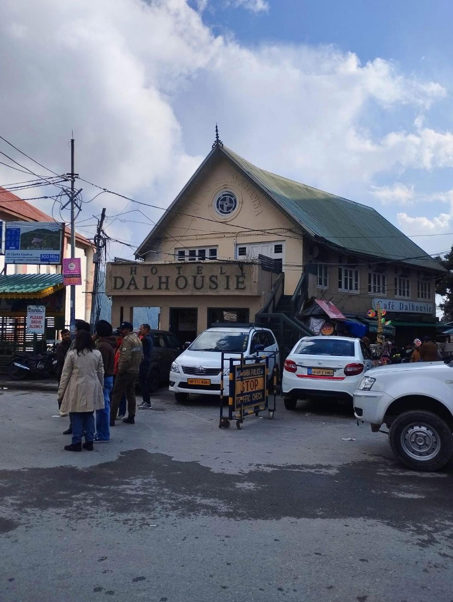 Aditya Homestay Dalhousie Εξωτερικό φωτογραφία