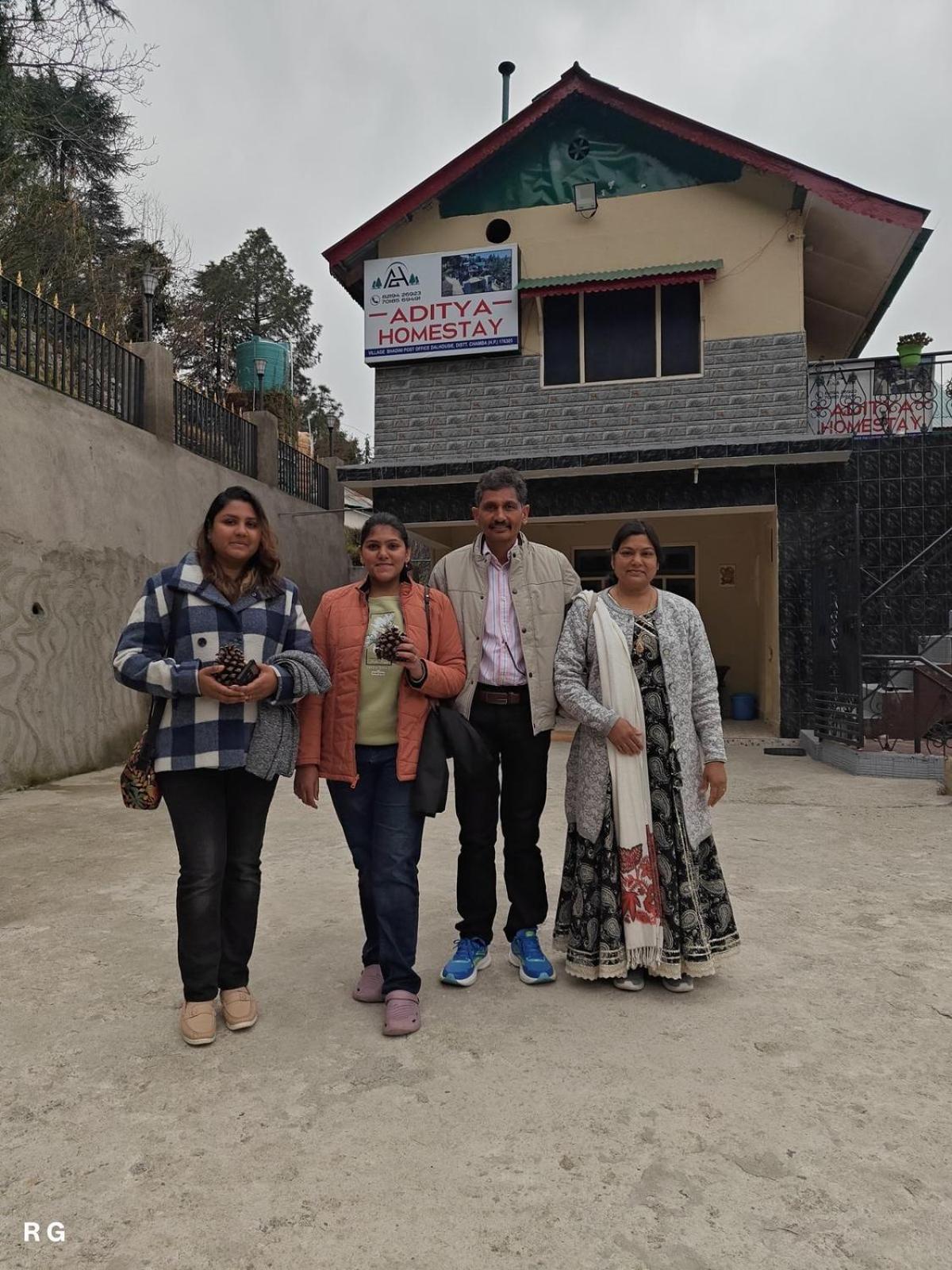 Aditya Homestay Dalhousie Εξωτερικό φωτογραφία